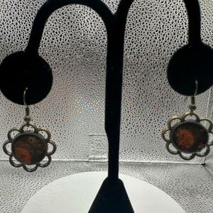 Floral flowers in Resin & Bronze Earrings
